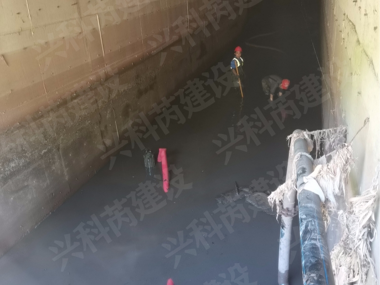 清理化粪池安全施工操作及应急预案